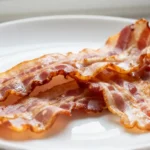 Bacon croustillant au Airfryer, parfaitement doré et croustillant