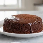 Gâteau fondant au chocolat et à la courgette en Airfryer, un délice moelleux.