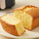 Délicieux quatre quarts préparé au Airfryer, moelleux et doré à souhait.