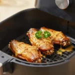 Délicieuse raie au beurre noir préparée à l'Airfryer pour un repas savoureux et léger.